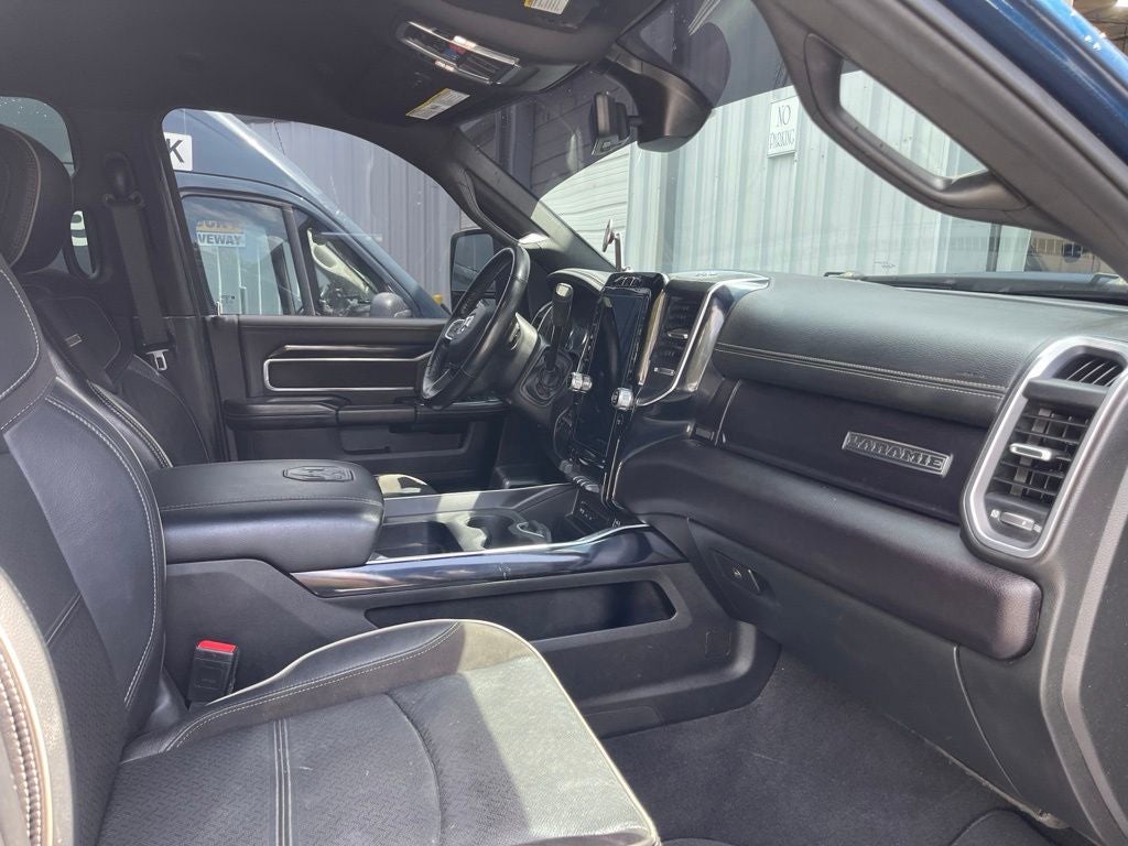 2023 RAM 2500 Laramie Crew Cab 4x4 6'4' Box
