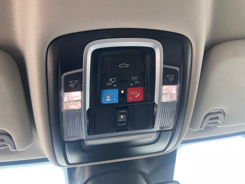 2024 RAM 2500 Laramie Crew Cab 4x4 6'4' Box