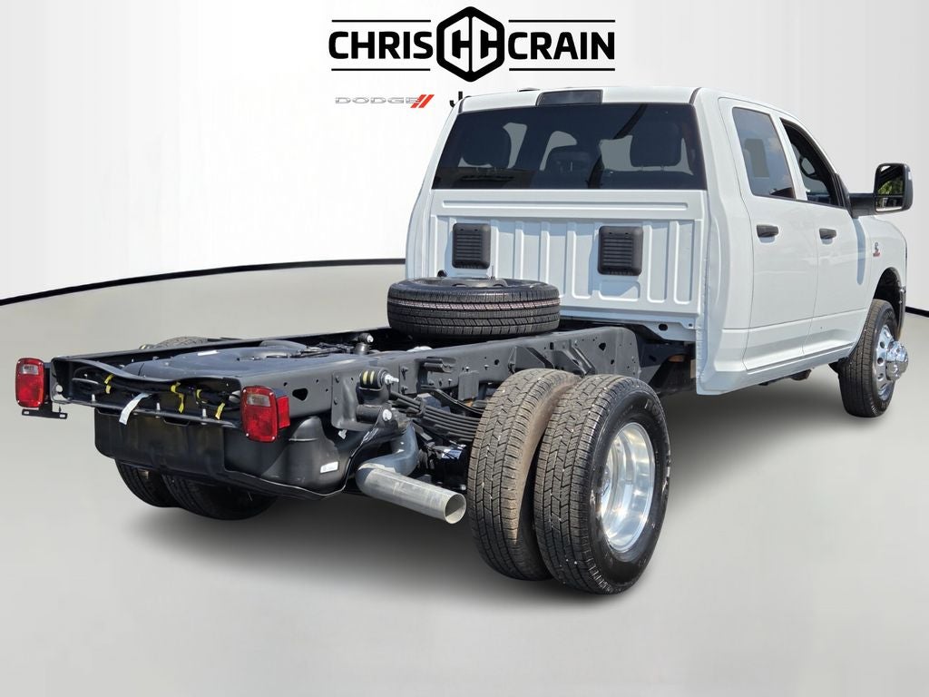 2026 RAM Ram 3500 Chassis Cab RAM 3500 TRADESMAN CREW CAB CHASSIS 4X4 60' CA