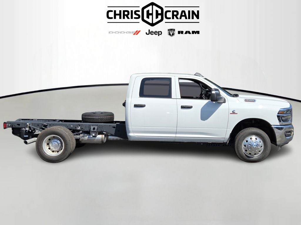 2026 RAM Ram 3500 Chassis Cab RAM 3500 TRADESMAN CREW CAB CHASSIS 4X4 60' CA