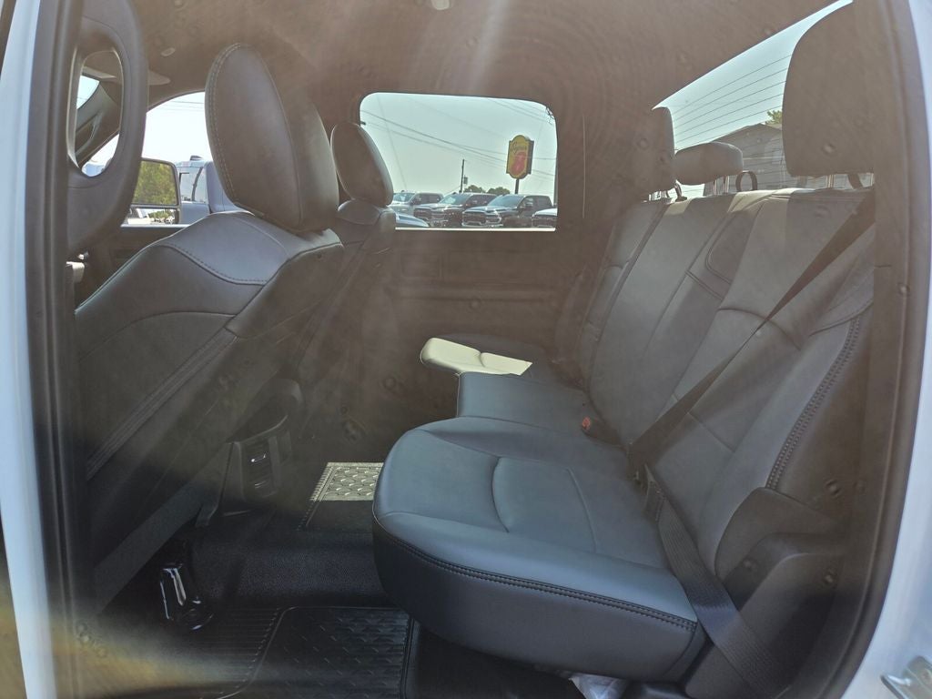 2026 RAM Ram 3500 Chassis Cab RAM 3500 TRADESMAN CREW CAB CHASSIS 4X4 60' CA