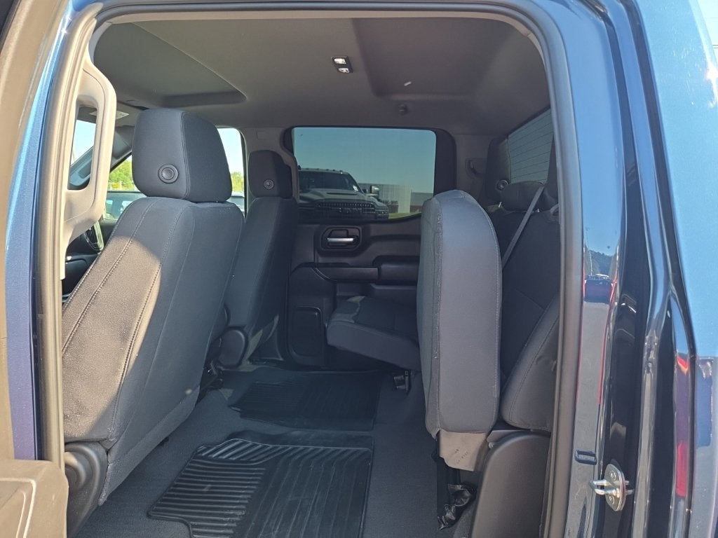 2021 Chevrolet Silverado 1500 2WD Crew Cab Short Bed Custom