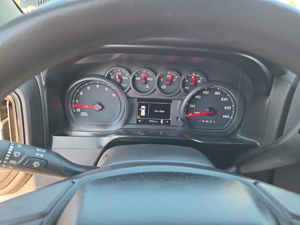 2021 Chevrolet Silverado 1500 2WD Crew Cab Short Bed Custom