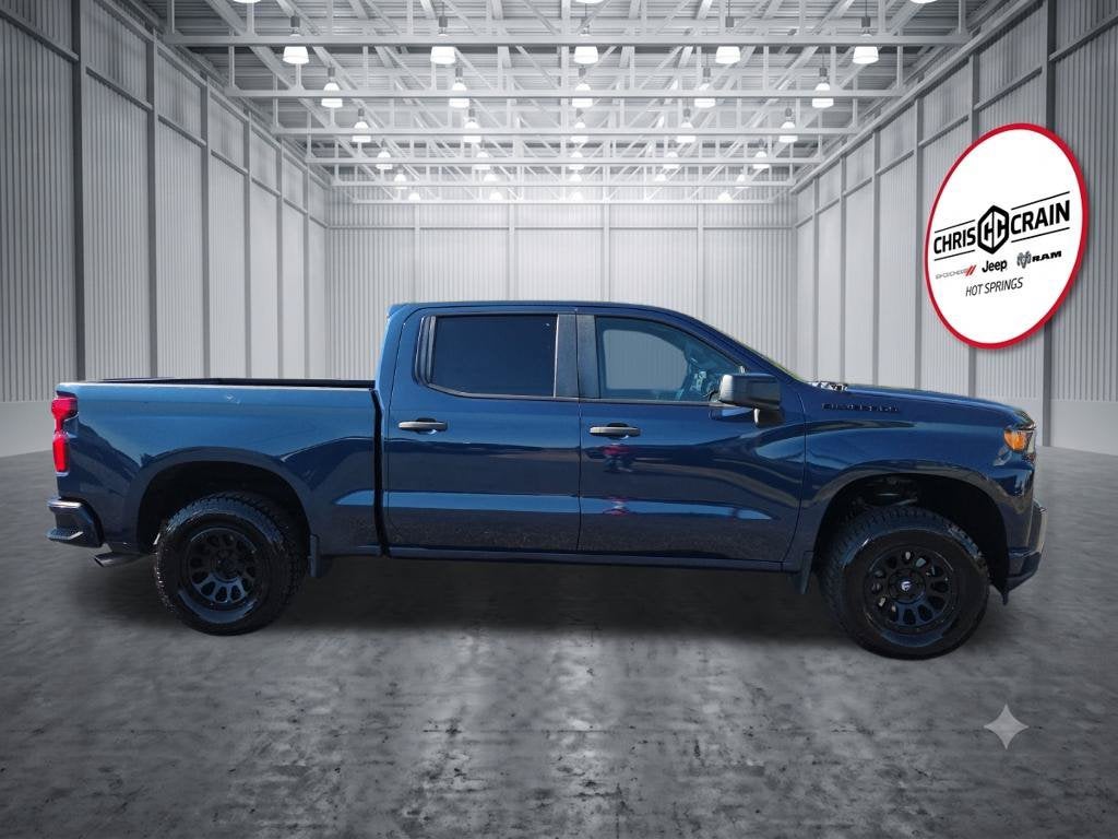 2021 Chevrolet Silverado 1500 2WD Crew Cab Short Bed Custom