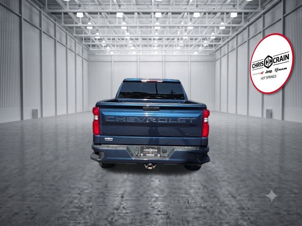 2021 Chevrolet Silverado 1500 2WD Crew Cab Short Bed Custom