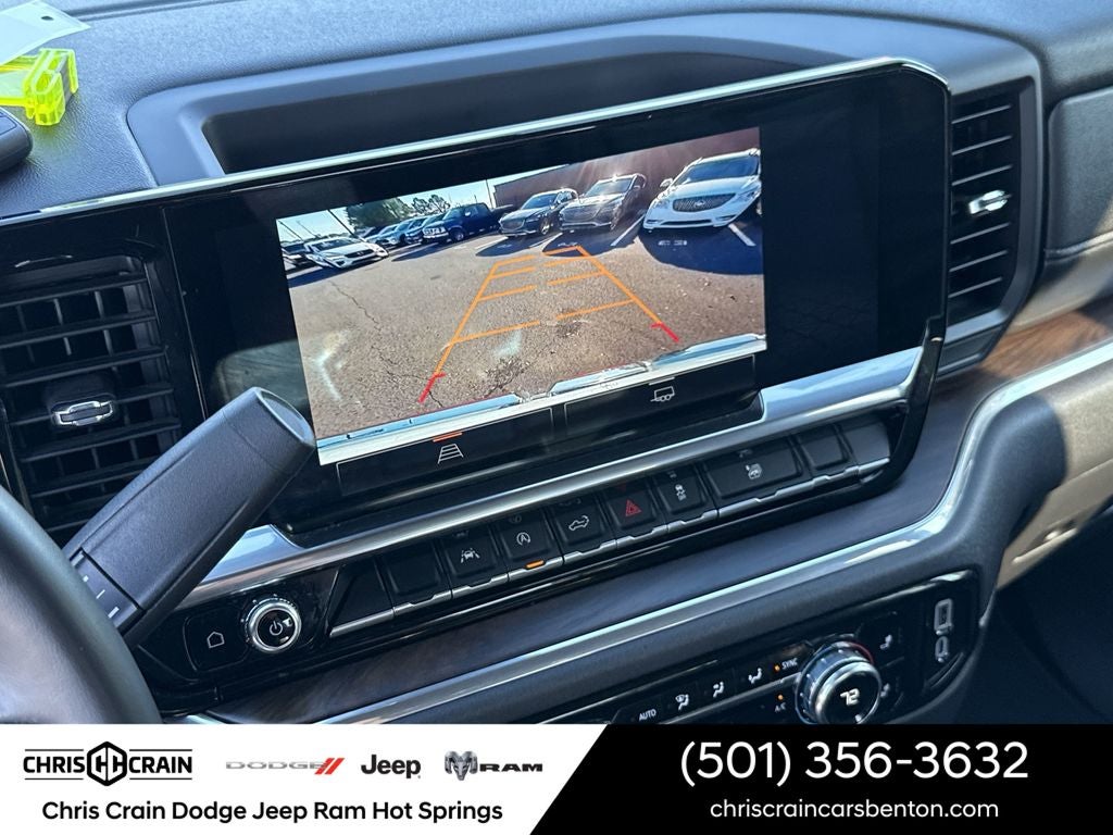 2023 GMC Sierra 1500 4WD Crew Cab Short Box SLT