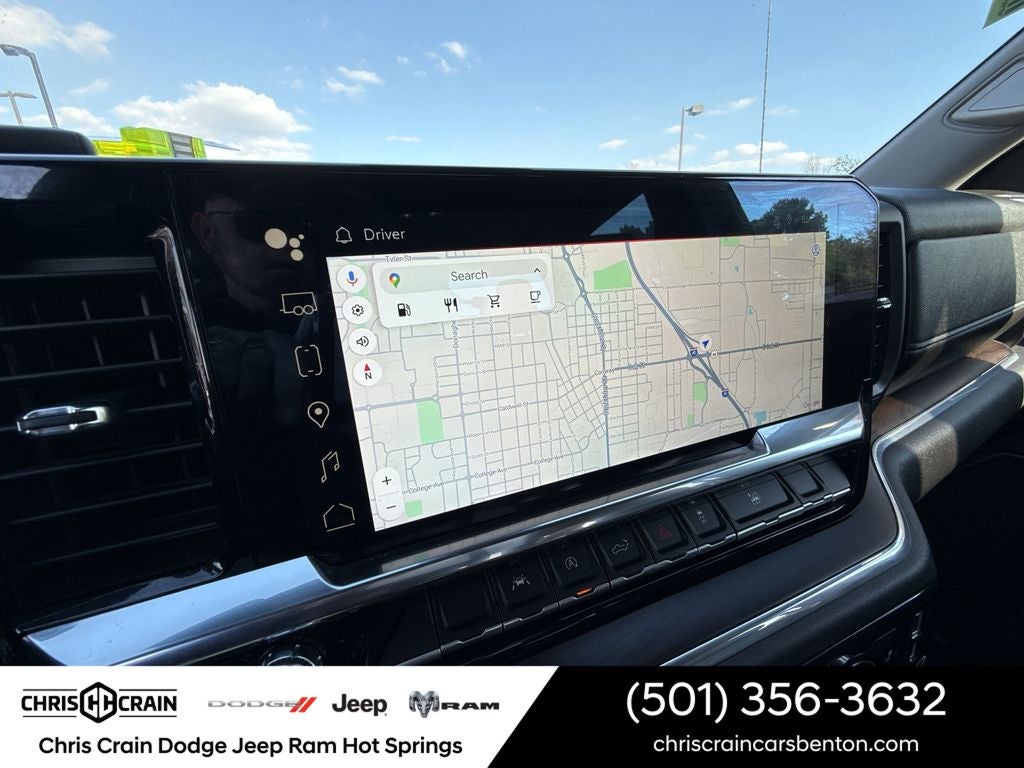 2023 GMC Sierra 1500 4WD Crew Cab Short Box SLT