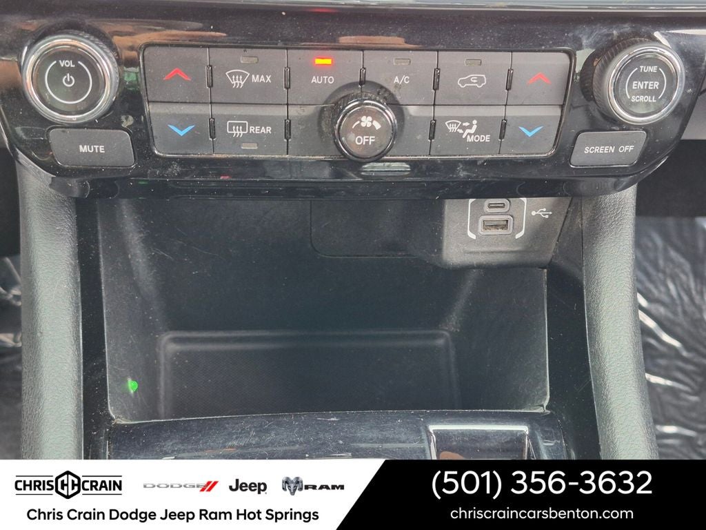 2023 GMC Sierra 1500 4WD Crew Cab Short Box SLT