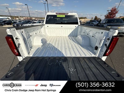 2023 GMC Sierra 1500 4WD Crew Cab Short Box SLT
