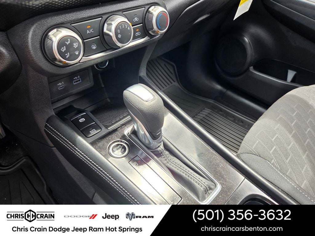 2024 Nissan Kicks SV Xtronic CVT