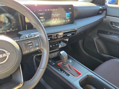2025 Nissan Kicks SR FWD