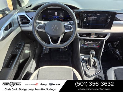 2025 Volkswagen Taos 1.5T SE