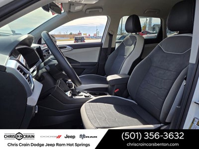 2025 Volkswagen Taos 1.5T SE