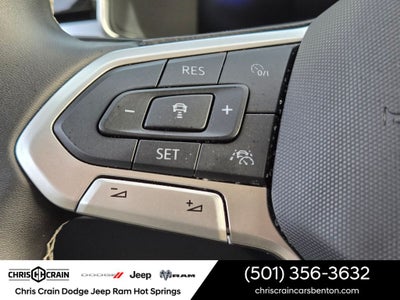 2025 Volkswagen Taos 1.5T SE