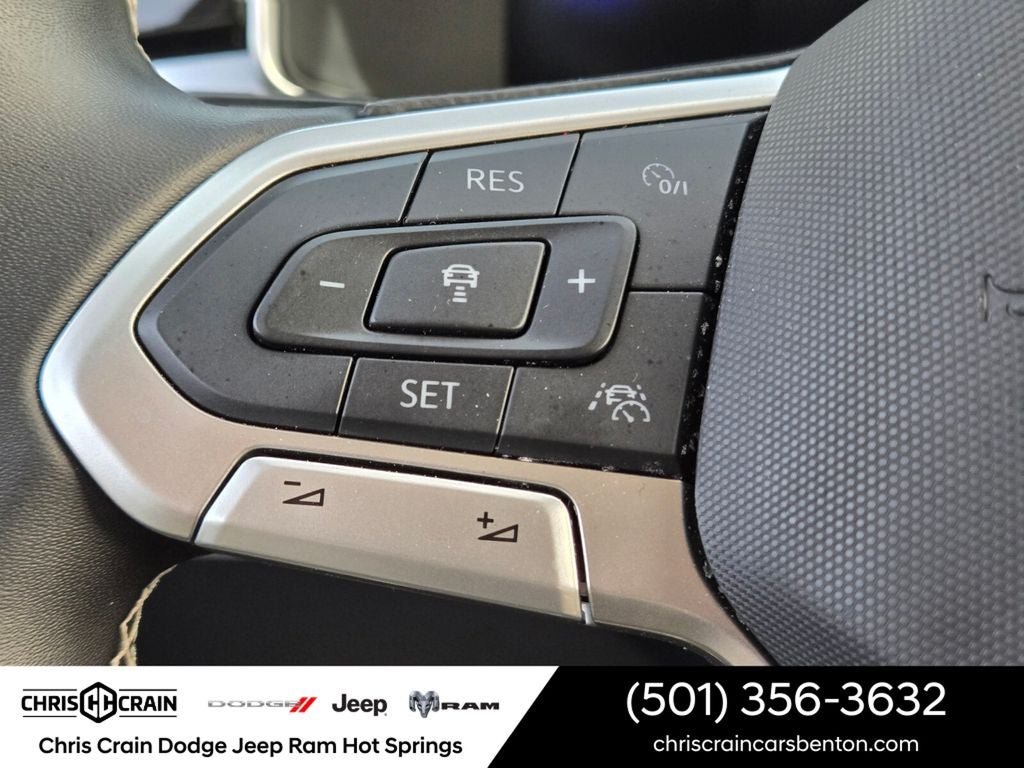 2025 Volkswagen Taos 1.5T SE