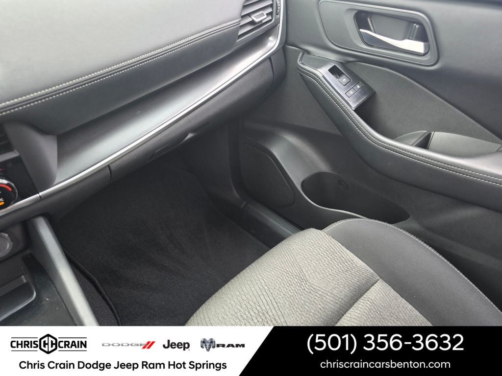 2025 Nissan Rogue SV FWD