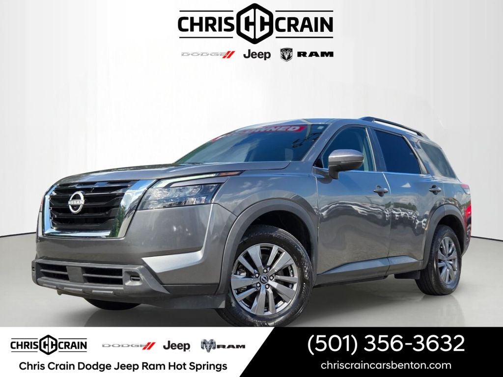 2024 Nissan Pathfinder SV