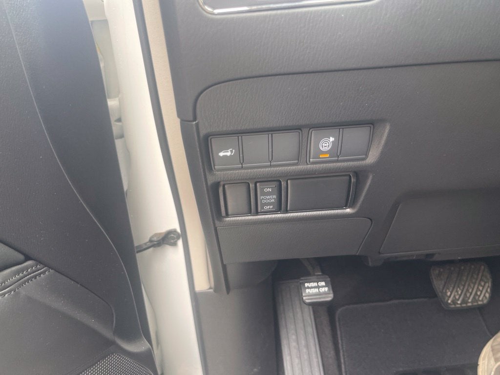 2022 Nissan Armada SL