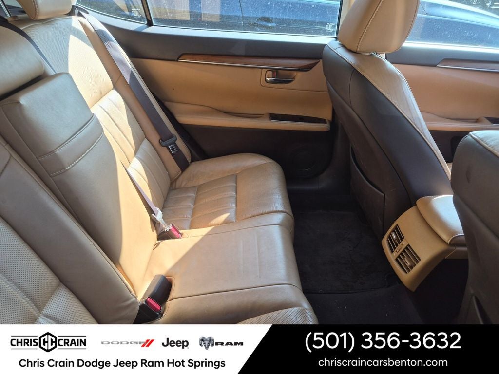 2016 Lexus ES 300h 300h