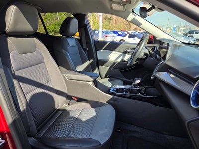 2025 Chevrolet Trax FWD LT