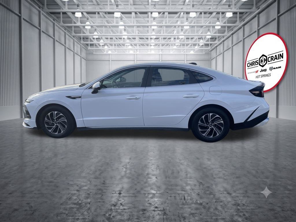 2026 Hyundai Sonata Hybrid Blue