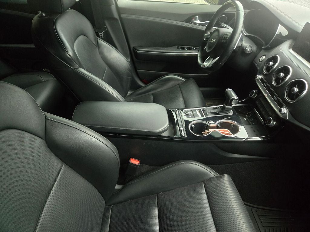 2022 Kia Stinger GT-Line