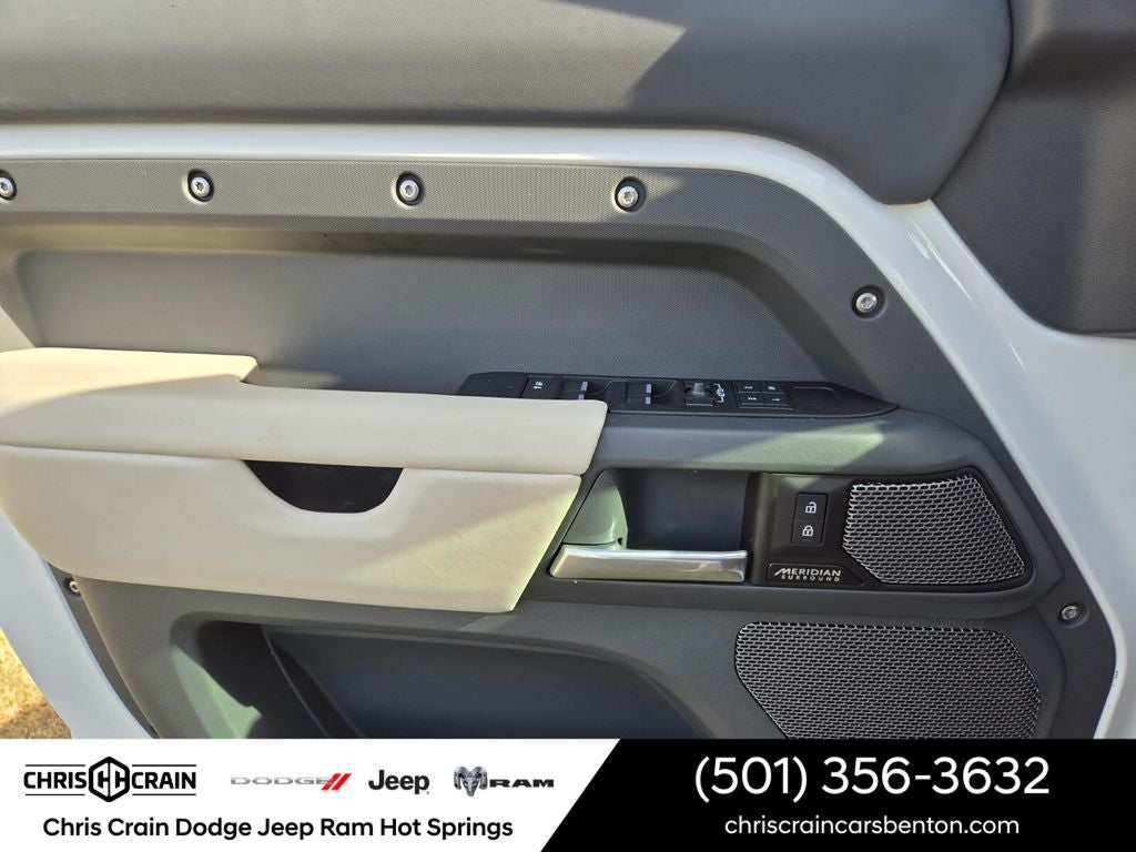 2024 Land Rover Defender 110 P400 X-Dynamic SE