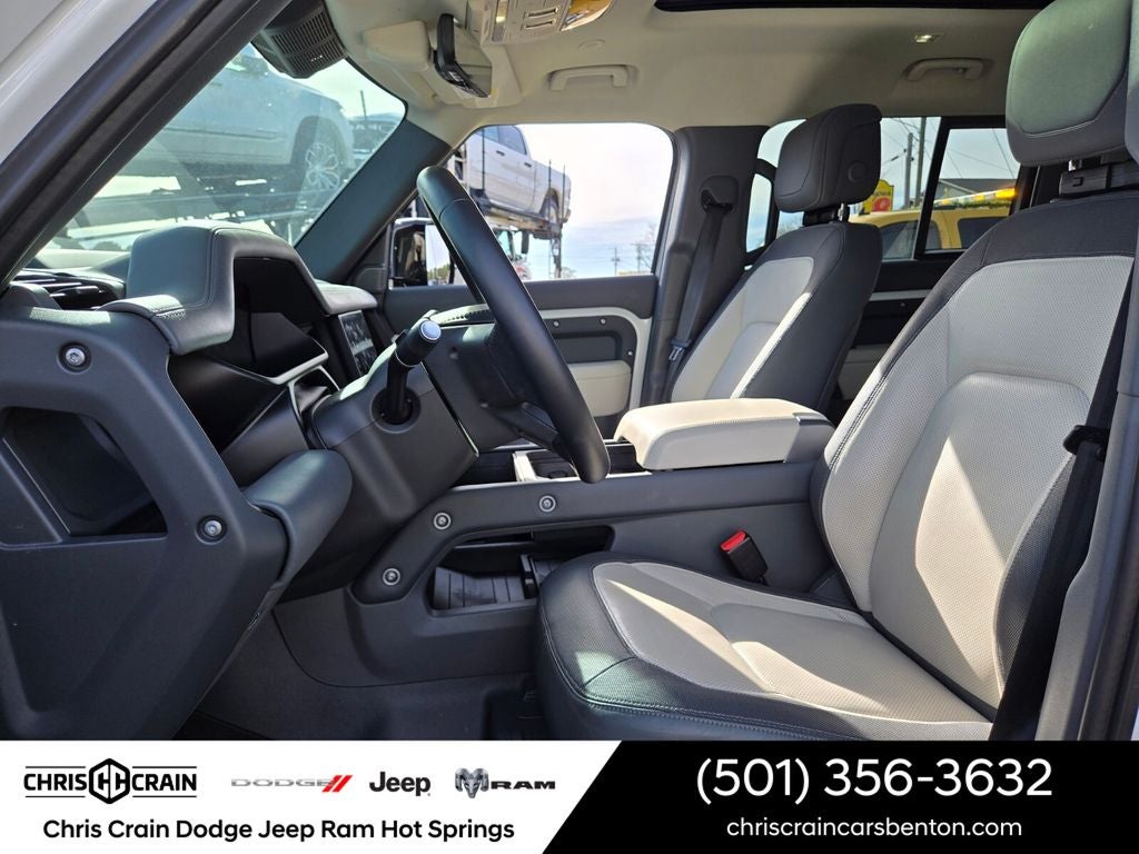 2024 Land Rover Defender 110 P400 X-Dynamic SE