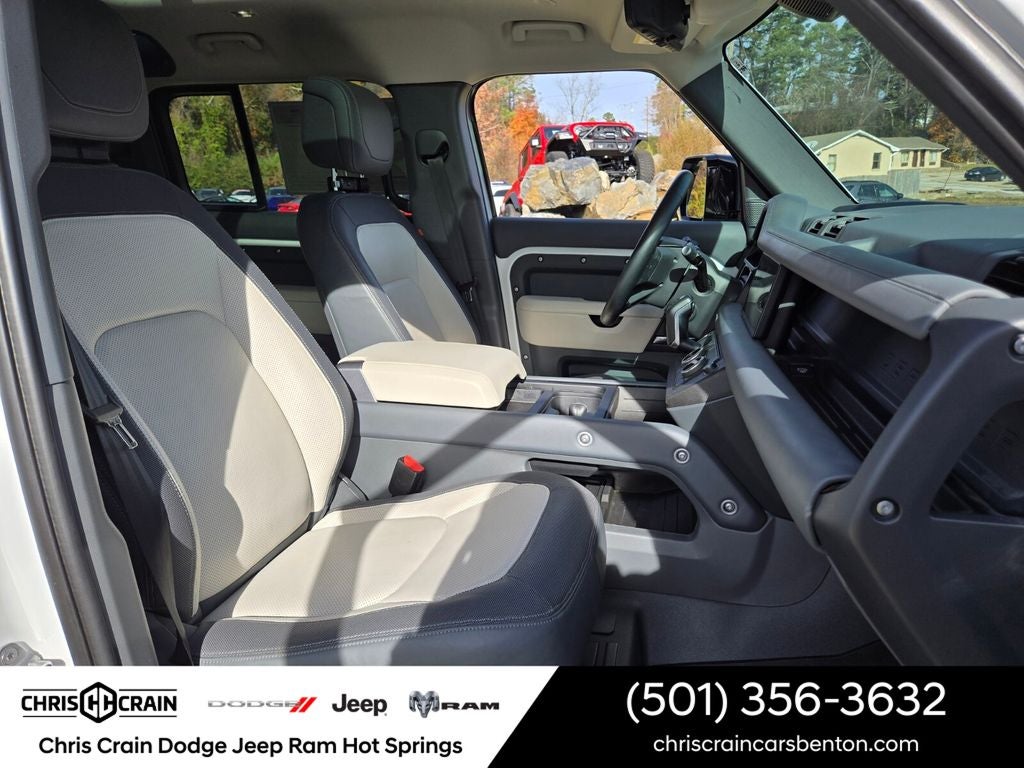 2024 Land Rover Defender 110 P400 X-Dynamic SE