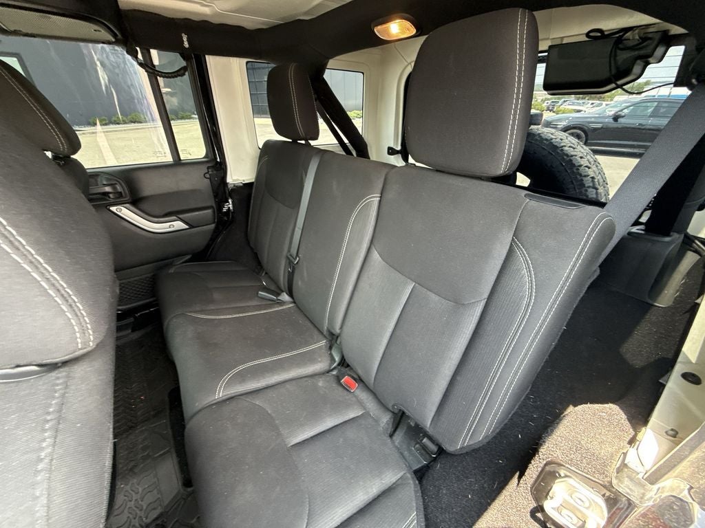 2017 Jeep Wrangler Unlimited Sahara