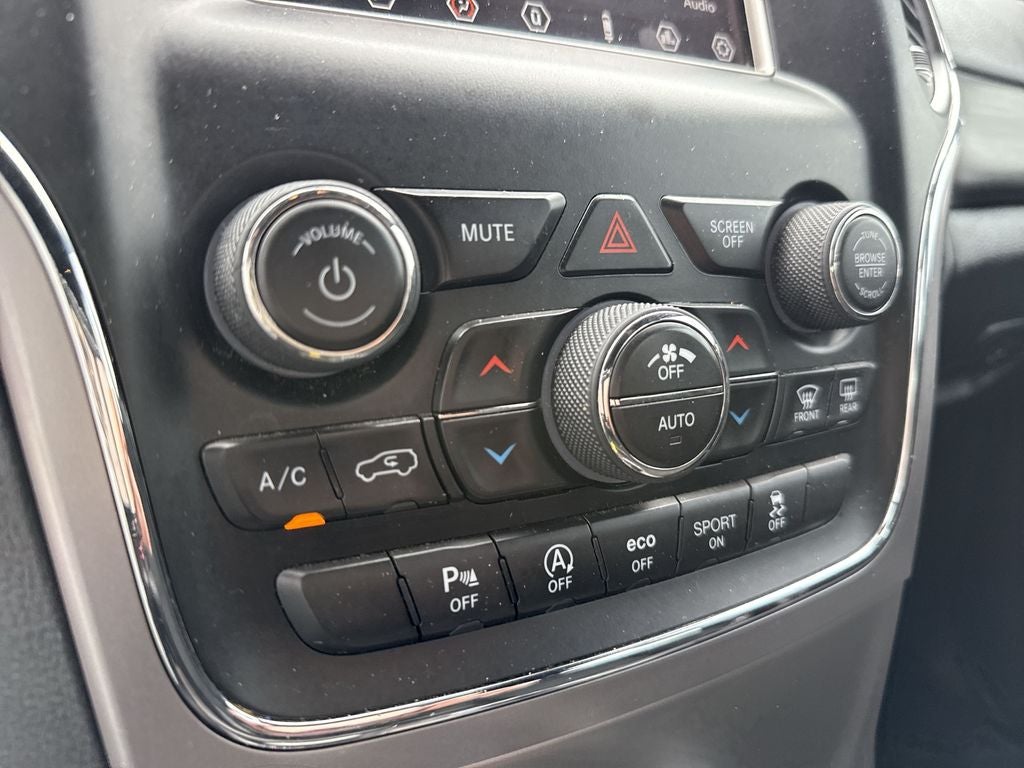 2019 Jeep Grand Cherokee Laredo E