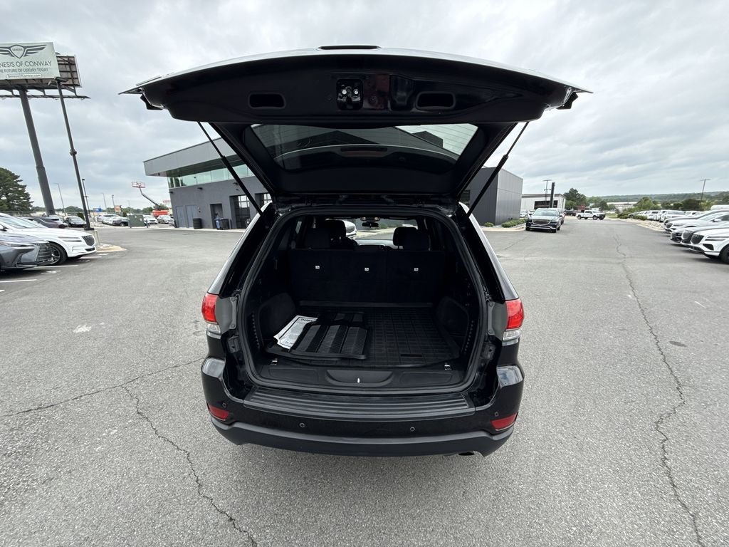 2019 Jeep Grand Cherokee Laredo E