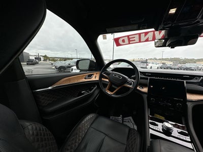 2024 Jeep Grand Cherokee Summit