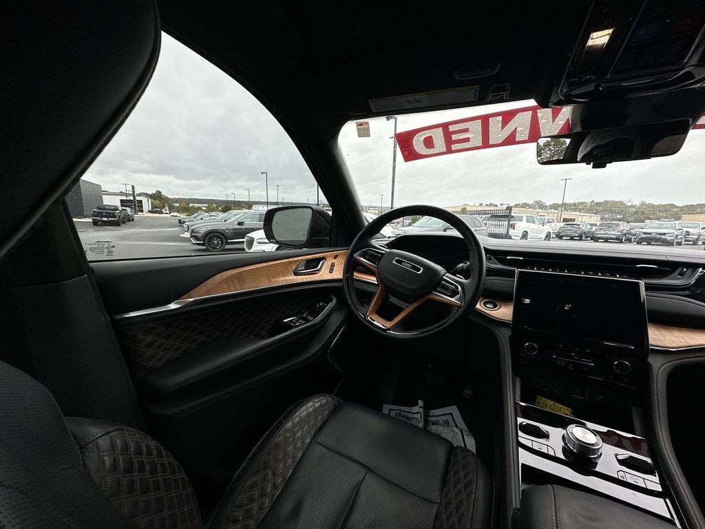 2024 Jeep Grand Cherokee Summit