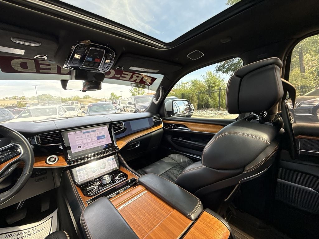 2022 Jeep Grand Wagoneer Series III