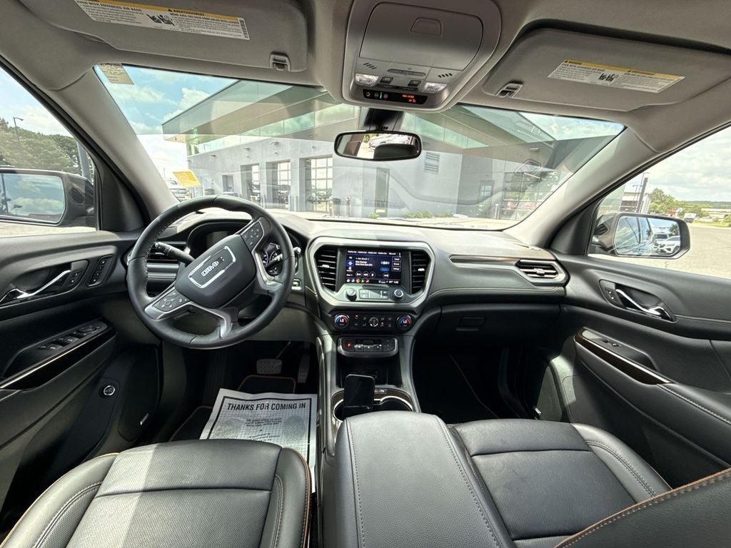 2023 GMC Acadia AT4