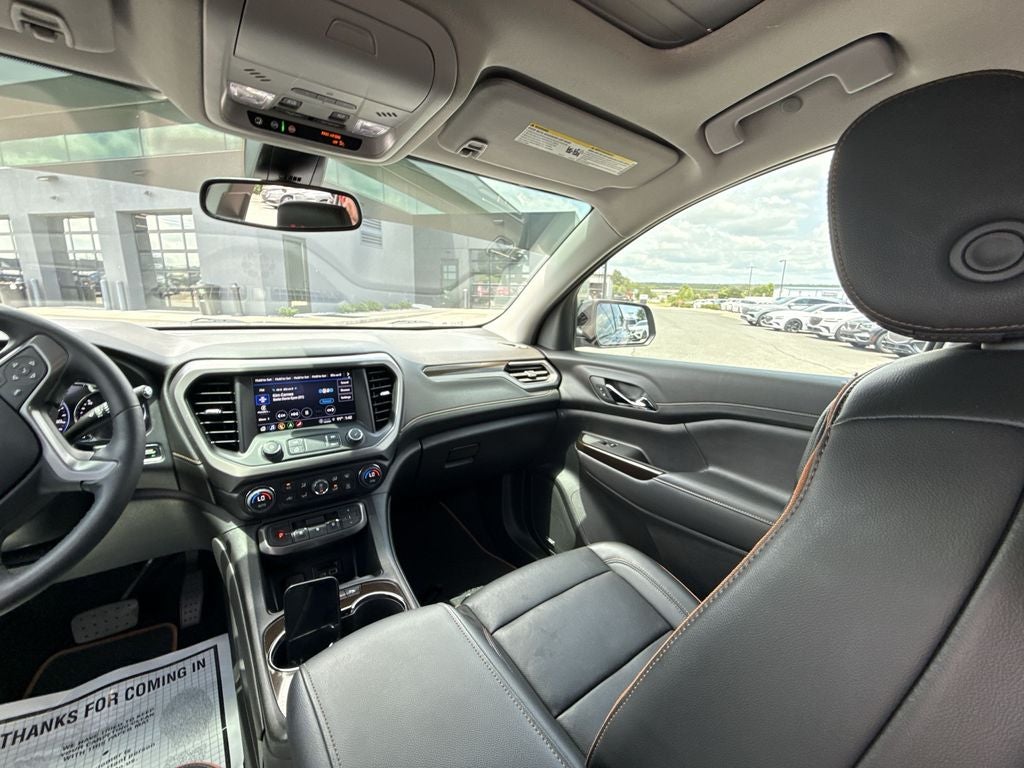 2023 GMC Acadia AT4