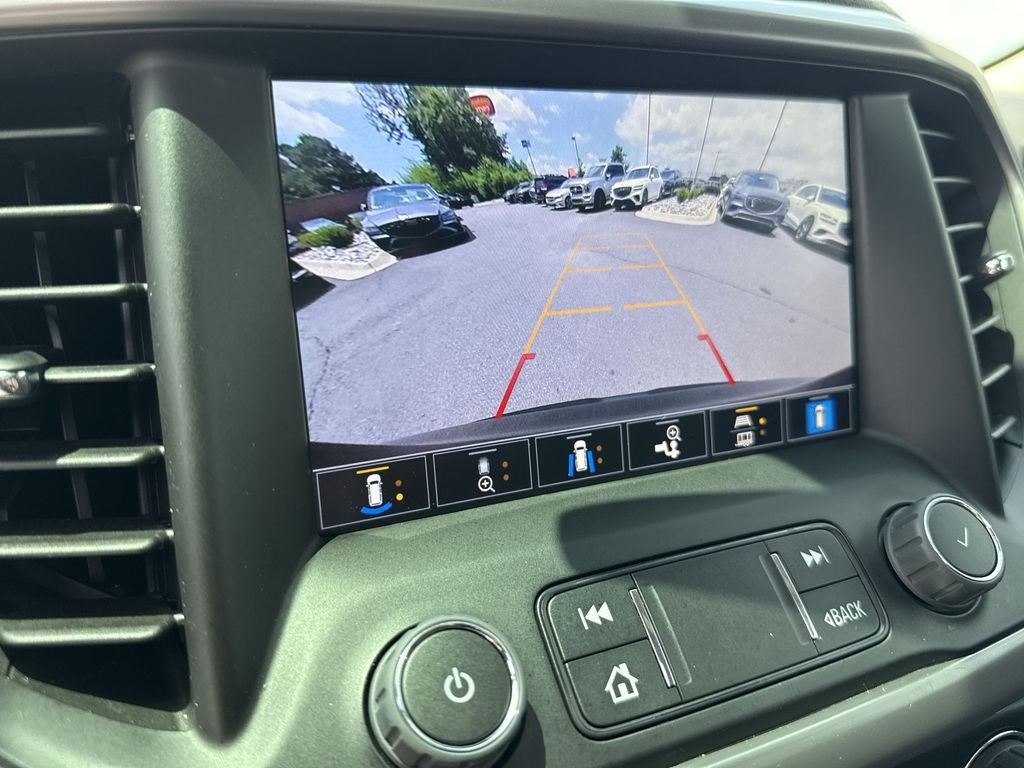 2023 GMC Acadia AT4