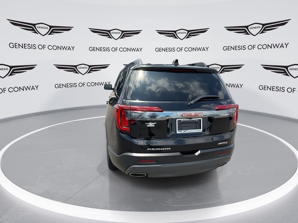 2023 GMC Acadia AT4