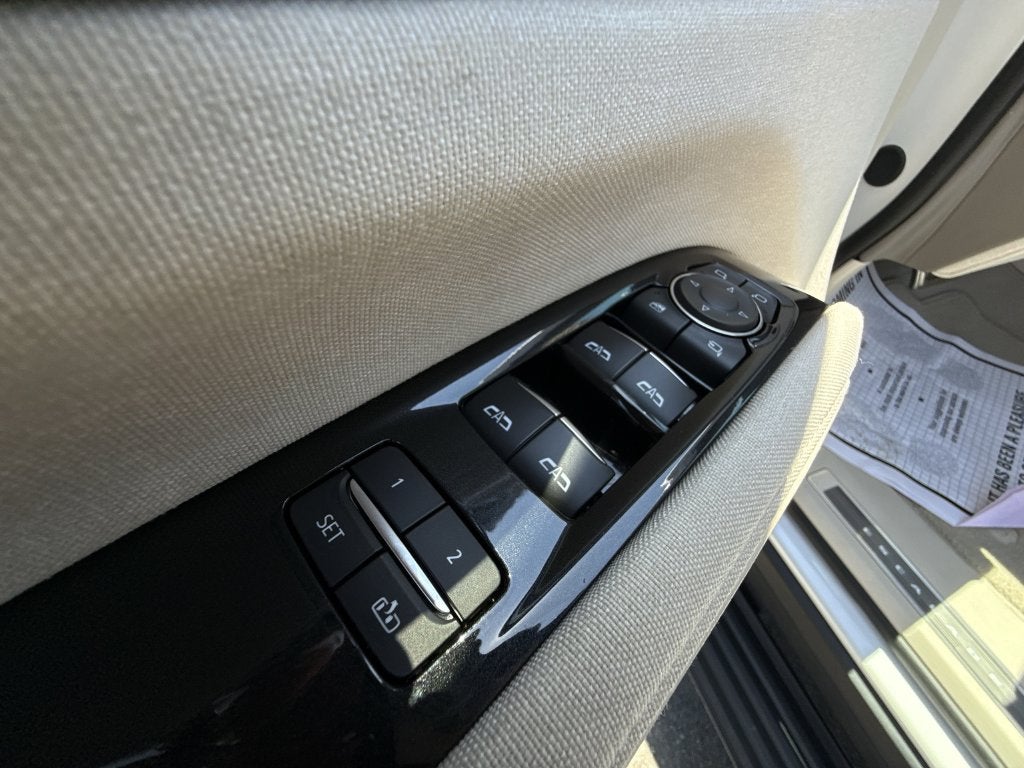 2024 Cadillac Escalade ESV Sport Platinum