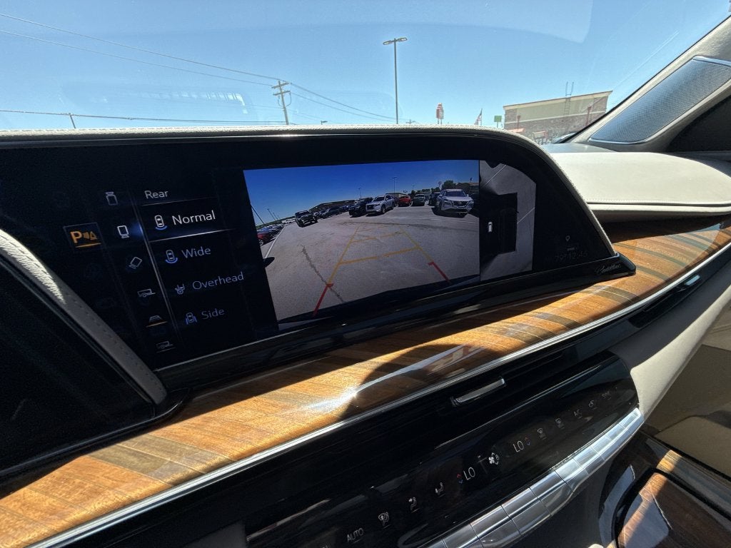 2024 Cadillac Escalade ESV Sport Platinum