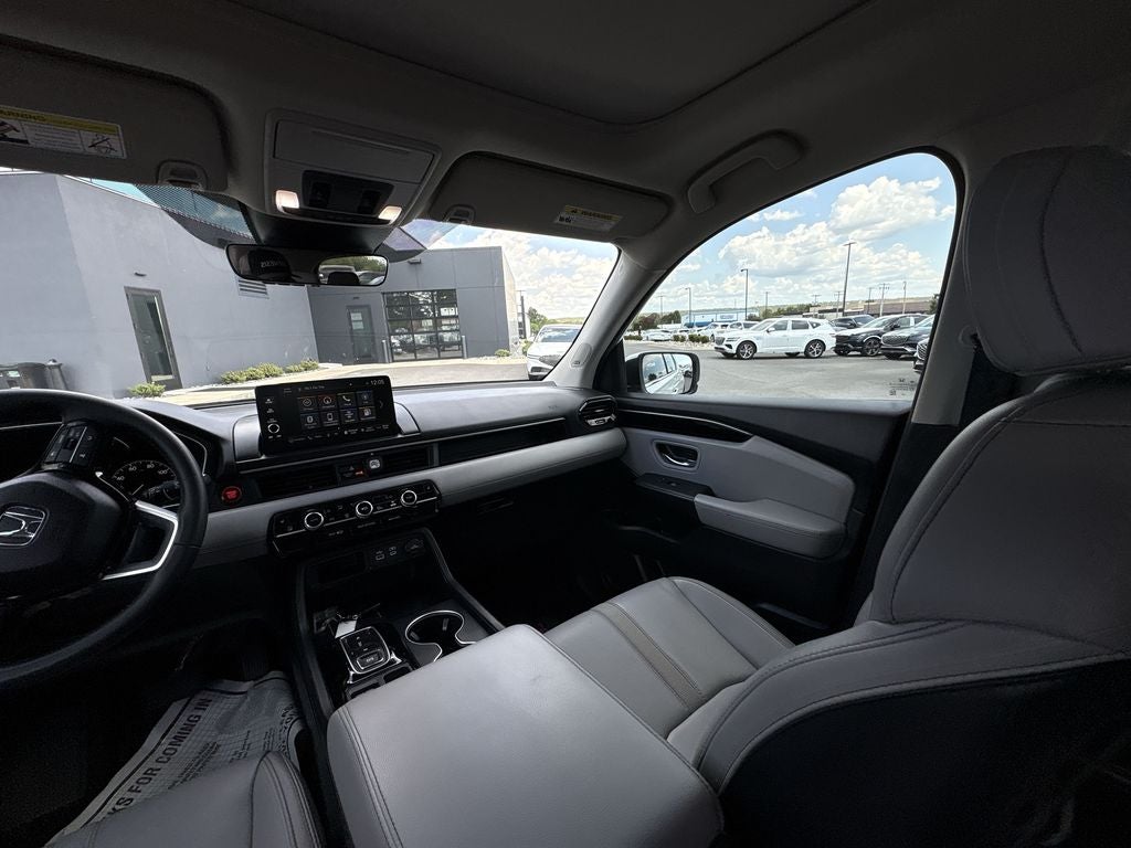 2025 Honda Pilot Touring
