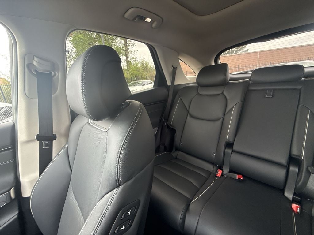 2024 Genesis GV70 2.5T