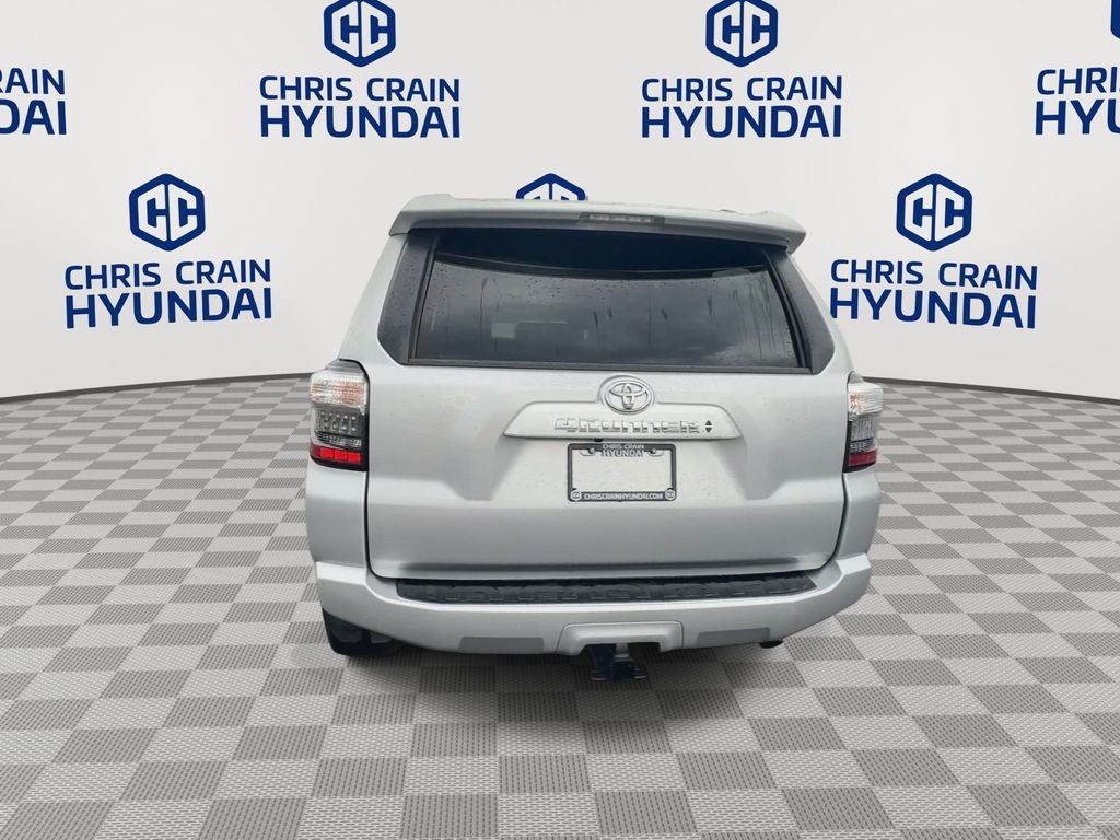 2024 Toyota 4Runner SR5