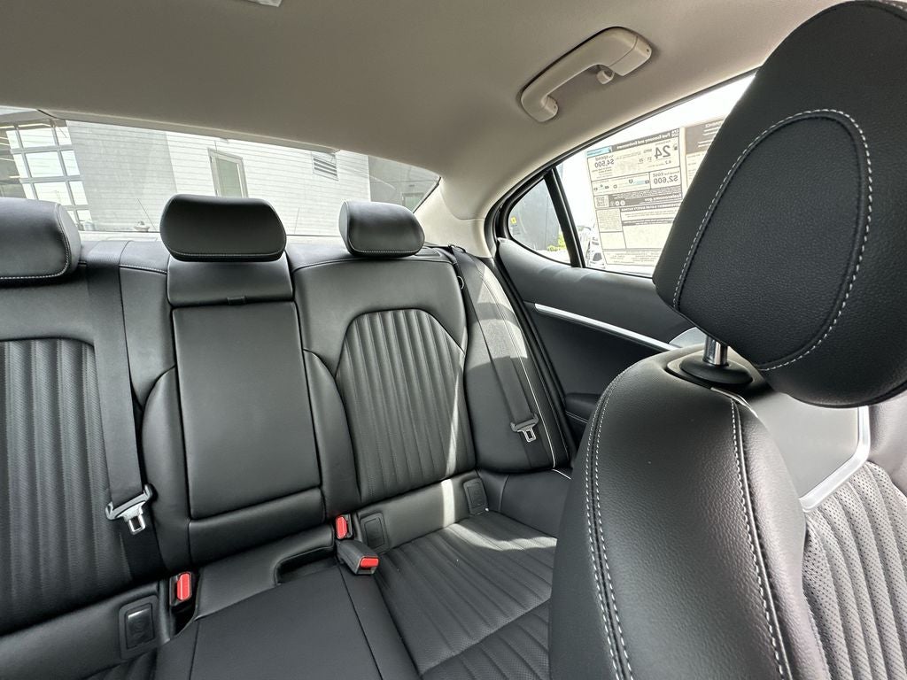 2026 Genesis G70 2.5T Prestige