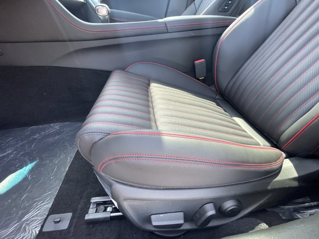 2025 Genesis G70 2.5T Sport Prestige