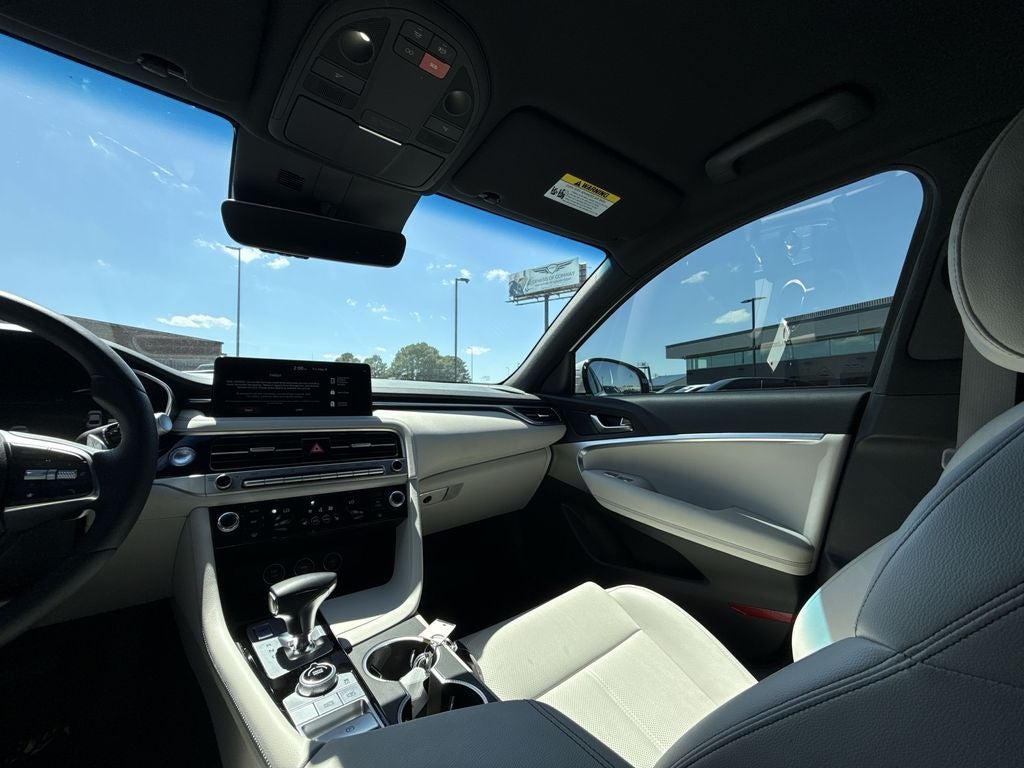 2025 Genesis G70 2.5T