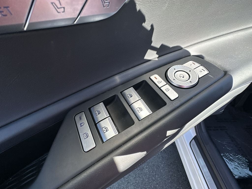 2025 Genesis GV80 2.5T