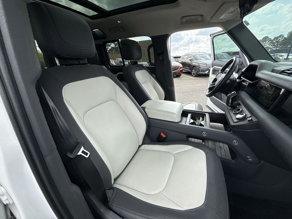 2024 Land Rover Defender 110 X-Dynamic SE