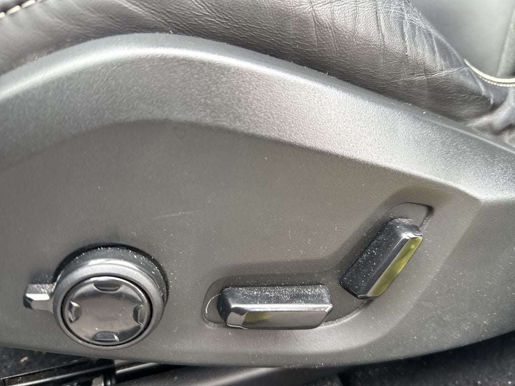 2021 Volvo XC60 T5 R-Design